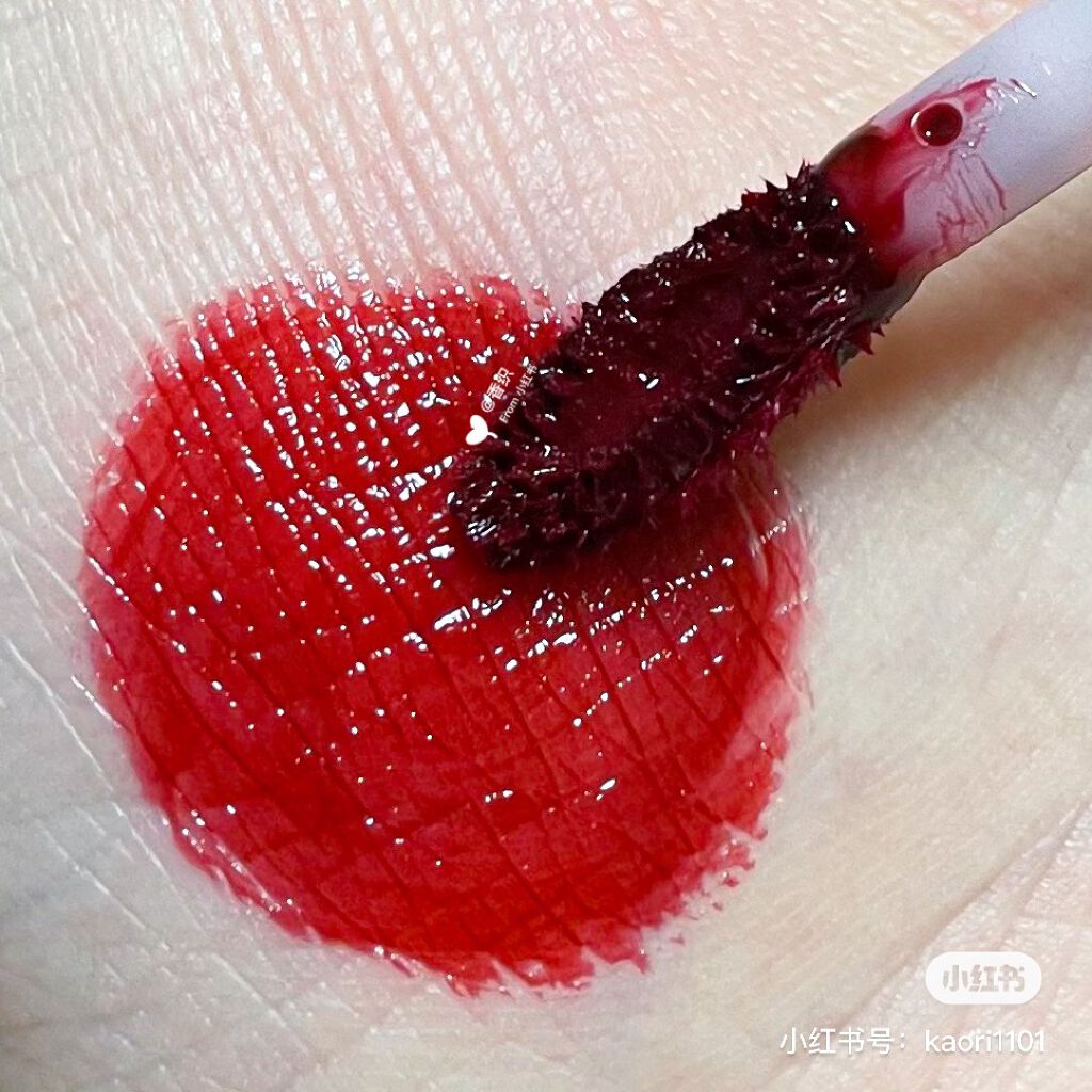 浮生若夢シリーズ 天空リップティントグロス/CATKIN/リップティントを使ったクチコミ(7枚目)