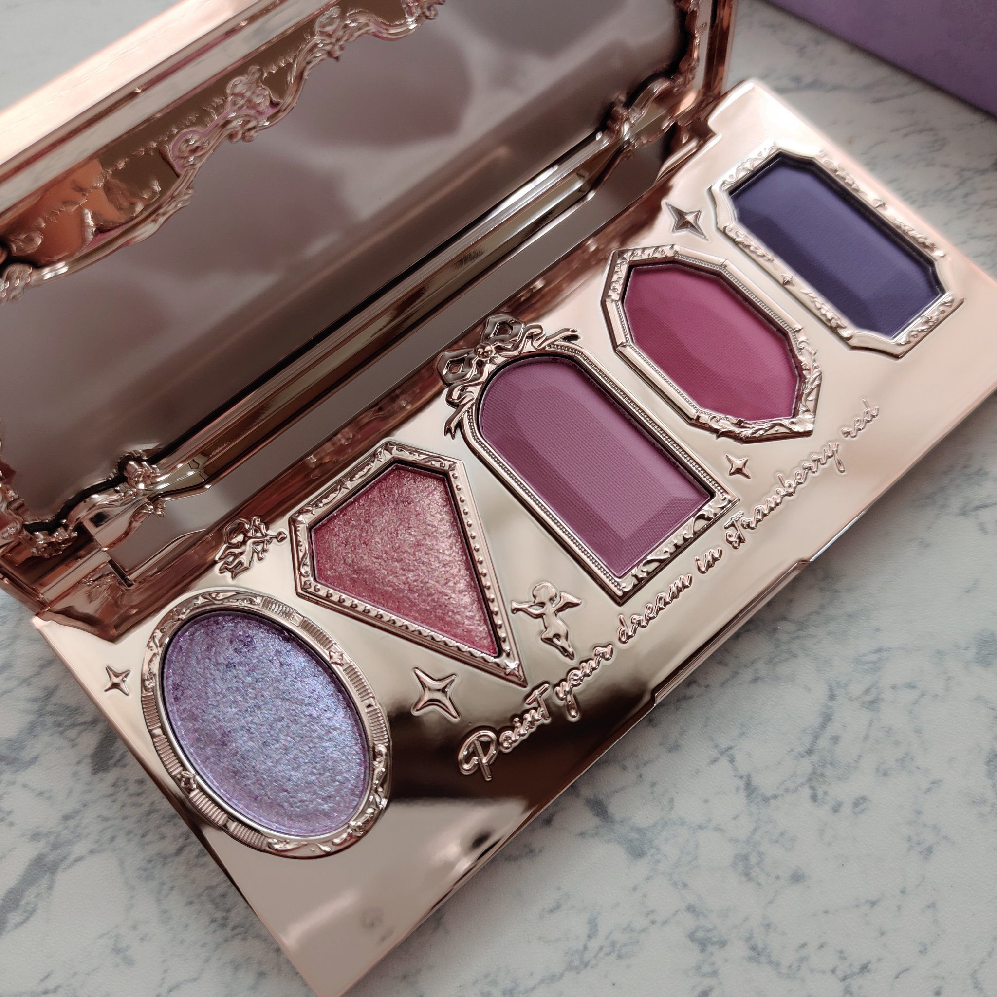 ストロベリーロココ アイシャドウパレット/FlowerKnows/アイシャドウパレットを使ったクチコミ（2枚目）