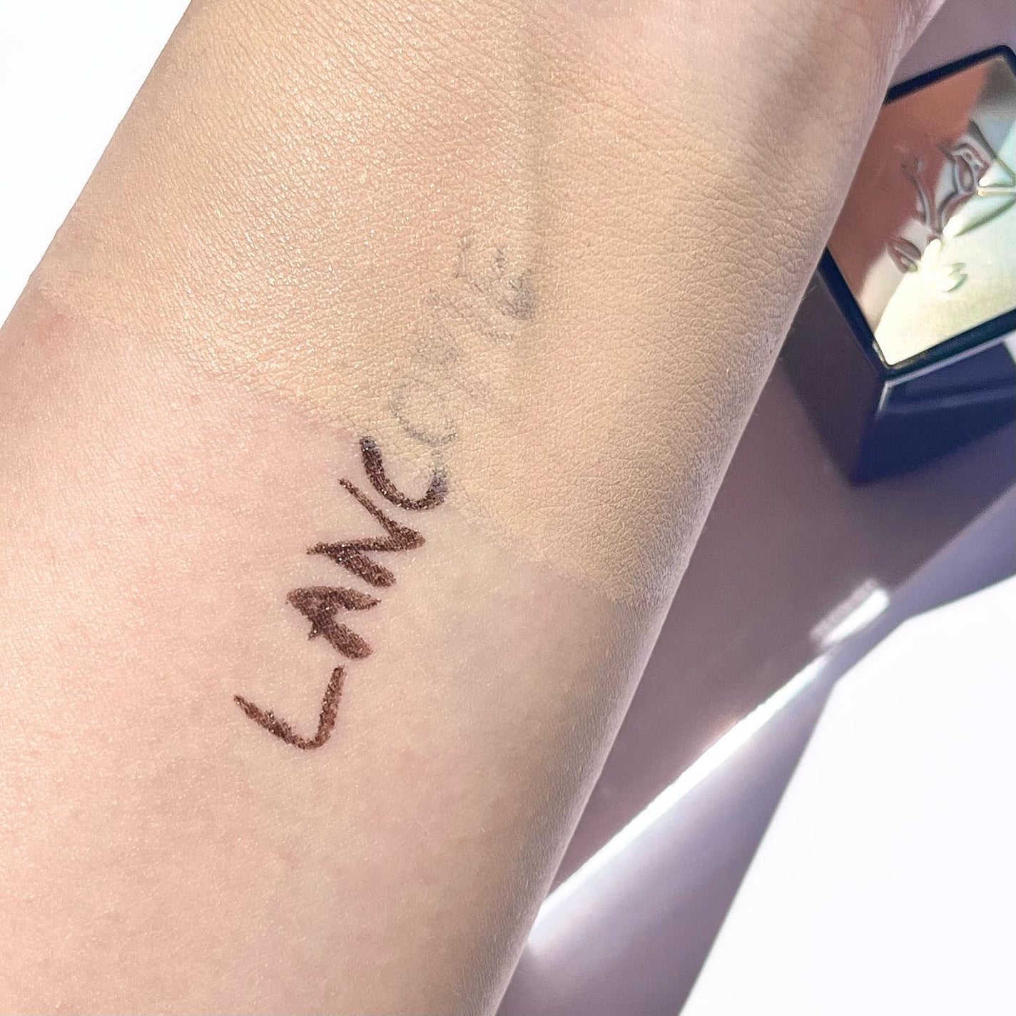 タンイドル ウルトラ ウェア リキッド/LANCOME/リキッドファンデーションを使ったクチコミ(7枚目)