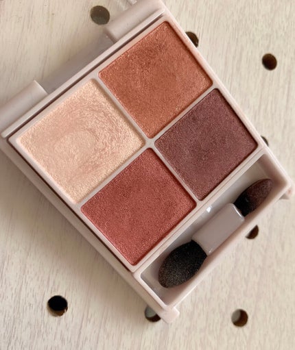 シルキースフレアイズ/キャンメイク/アイシャドウパレットを使ったクチコミ(3枚目)