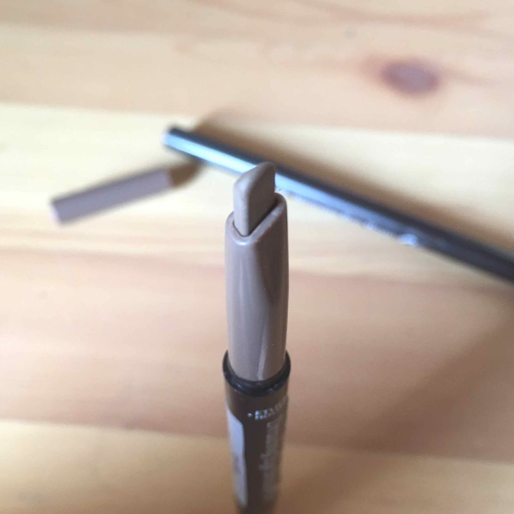 ドローイング アイブロウ ペンシル/ETUDE/アイブロウペンシルを使ったクチコミ（2枚目）