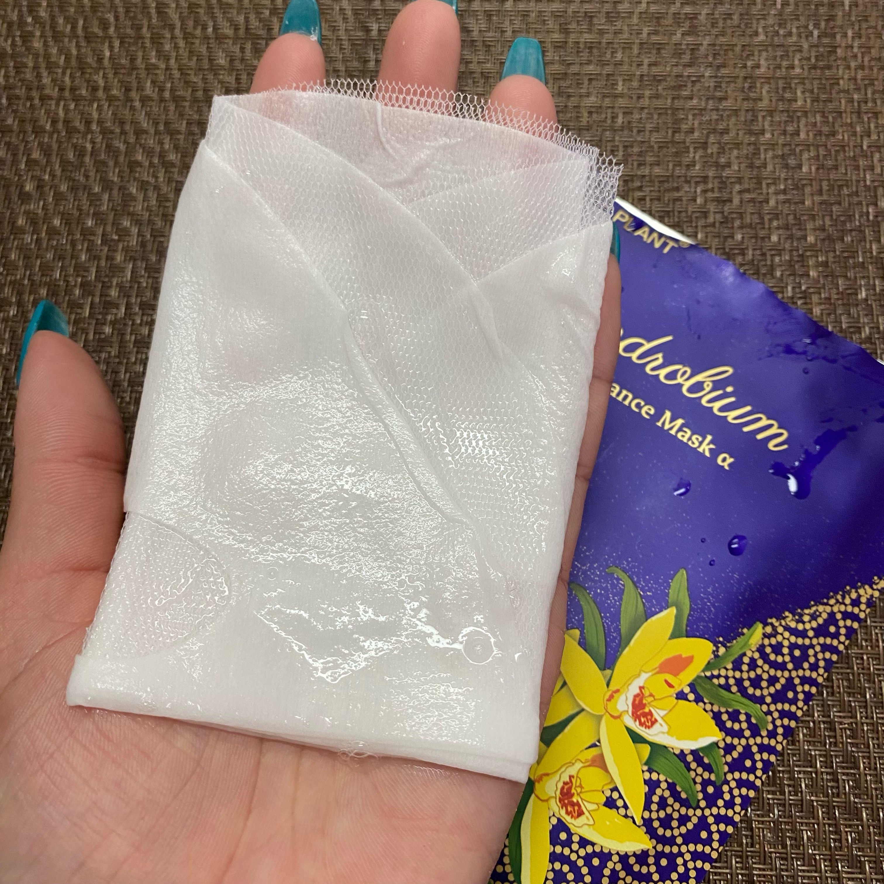 セッコク蘭エイジングケアマスクα/DR PLANT/シートマスク・パックを使ったクチコミ（3枚目）