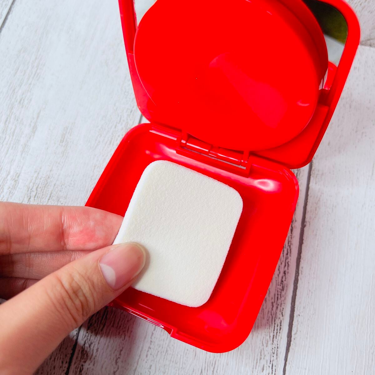 ラスティングフィニッシュ コンパクトファンデーション/リンメル ロンドン/パウダーファンデーションを使ったクチコミ(3枚目)