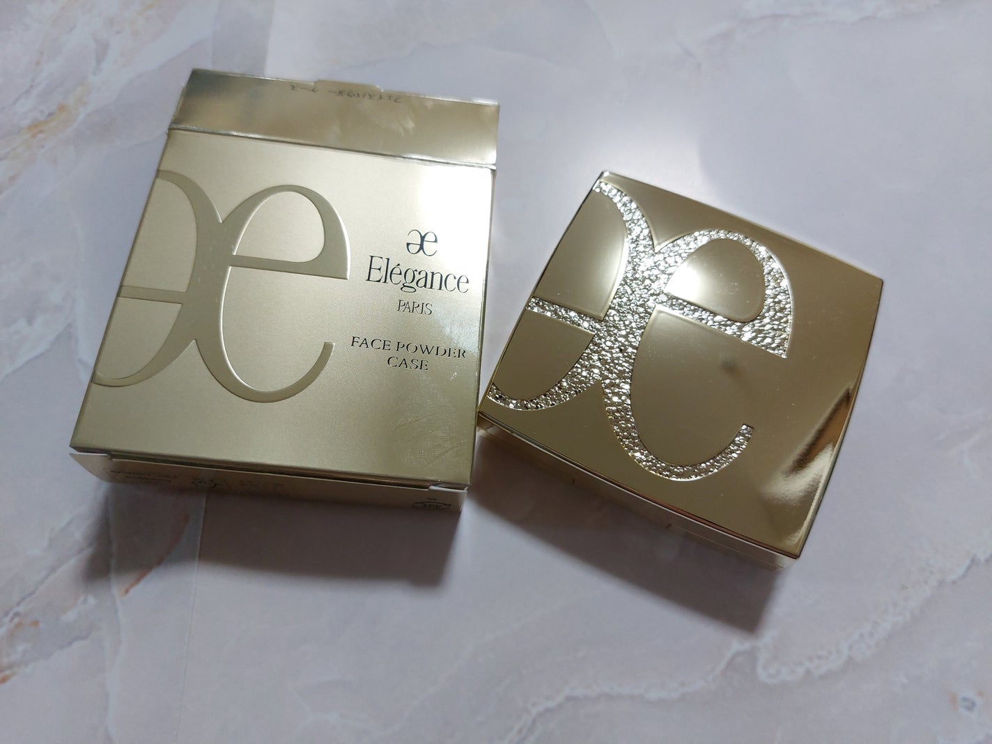 エレガンス アティミエル ヴェール/Elégance/プレストパウダーを使ったクチコミ(3枚目)