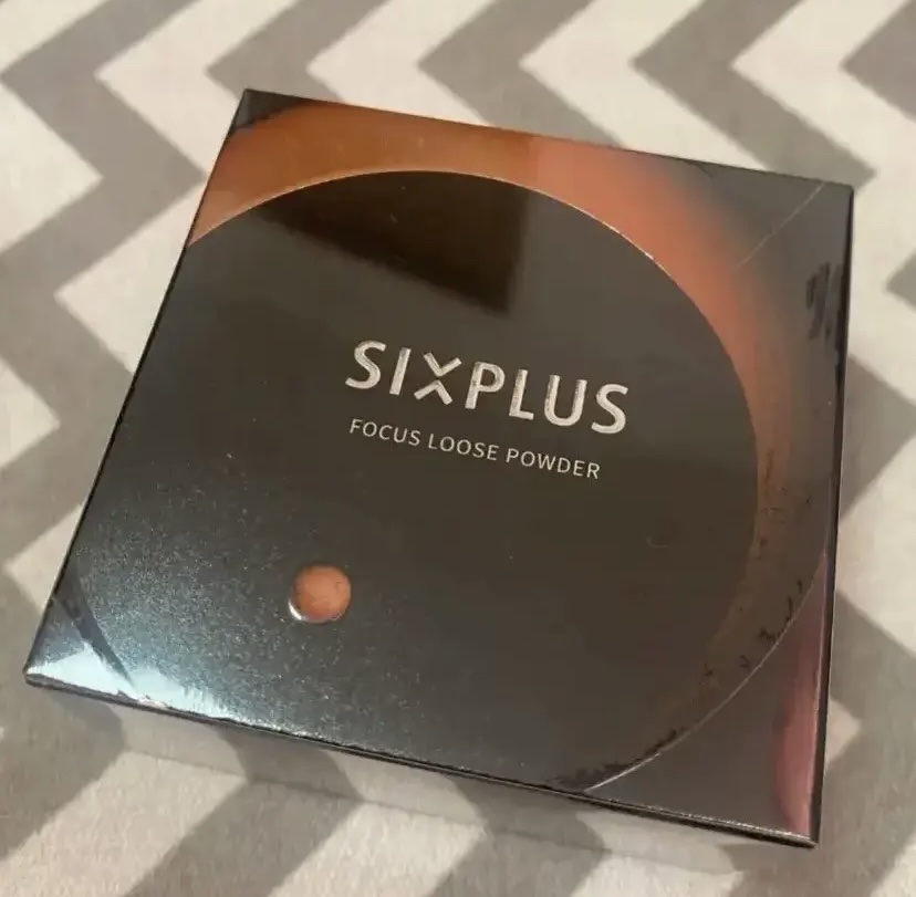 SIXPLUS ソフト フォーカス ブライト二ングルースパウダー #01ホワイトパール /SIXPLUS/ルースパウダーを使ったクチコミ（1枚目）