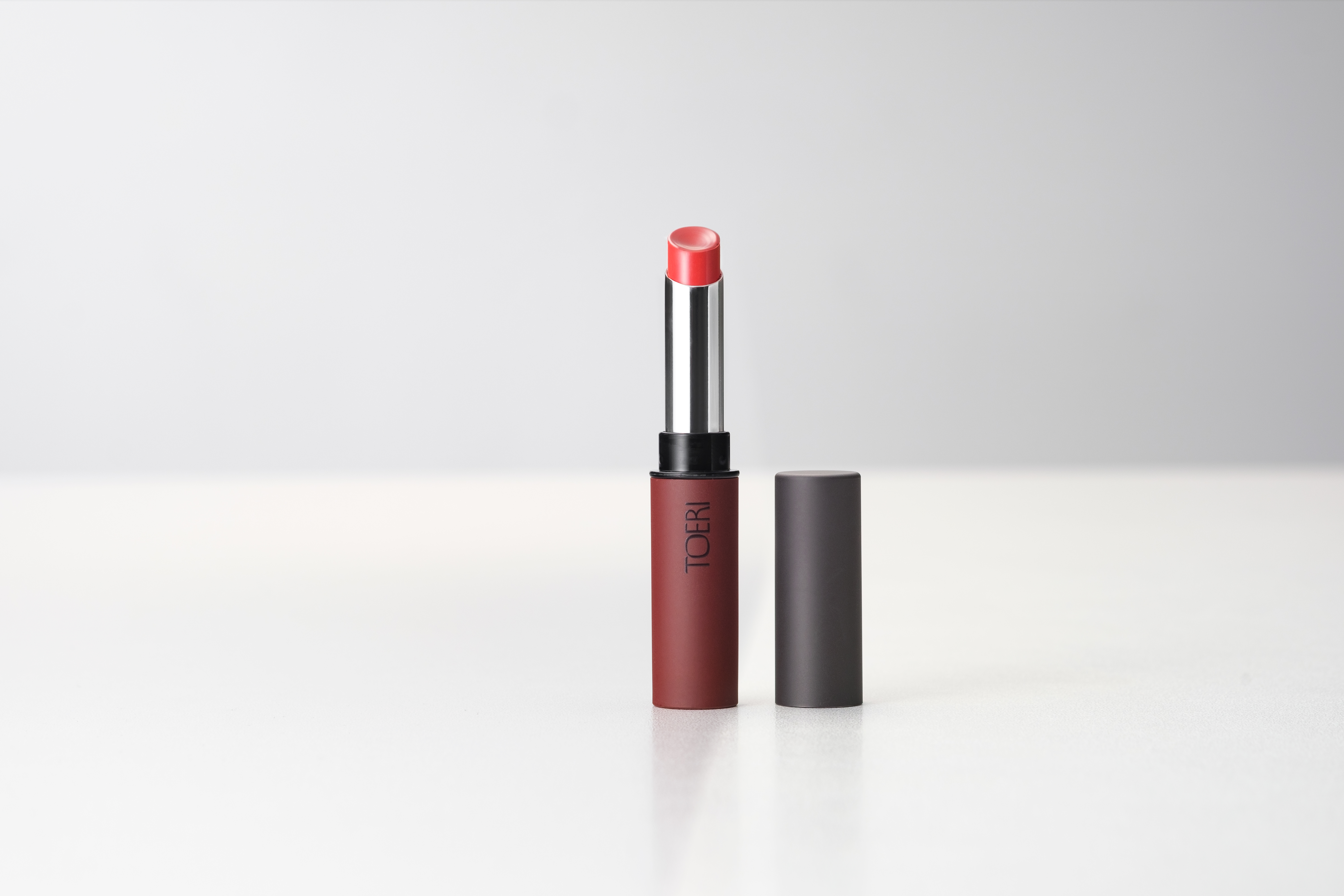 リップスティック 01 Plum Red