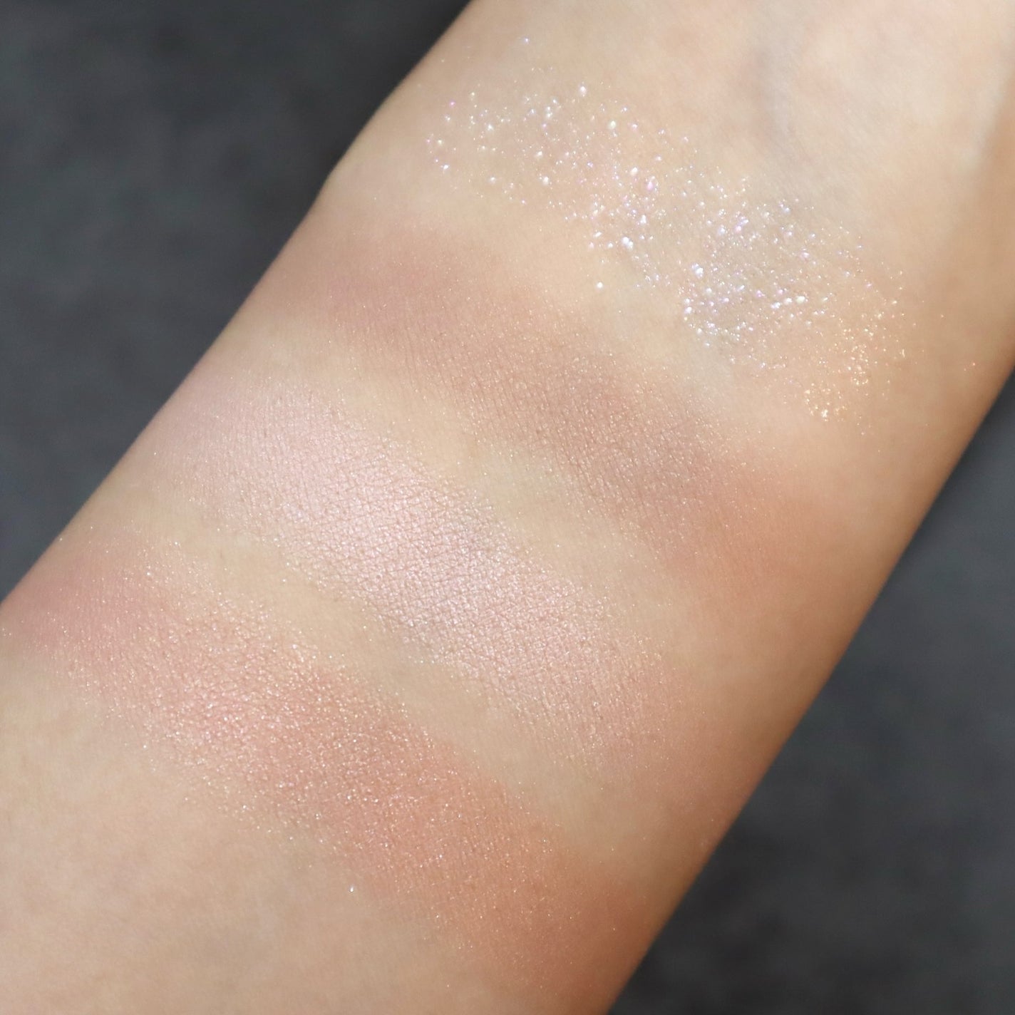 ペールトーンアイシャドウ/CEZANNE/アイシャドウを使ったクチコミ(3枚目)