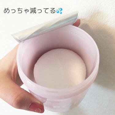 PUFFY POD マイルドピーリングパッドのクチコミ「拭くだけでむきたてたまご肌になれるスキンケア🥚🍳


つるつるすべすべ肌に

黒ずみ、角質👋🏼.....」（3枚目）