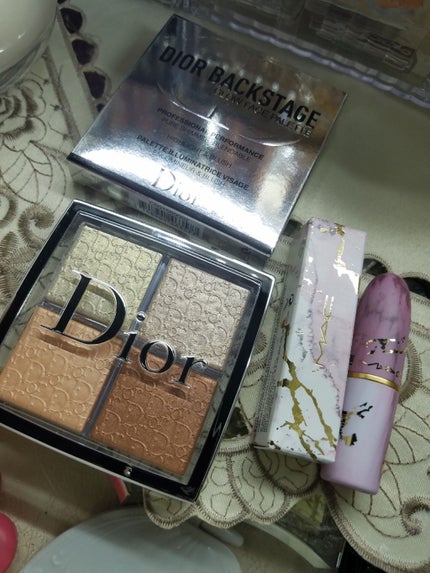 ディオール バックステージ フェイス グロウ パレット/Dior/ハイライトを使ったクチコミ(1枚目)