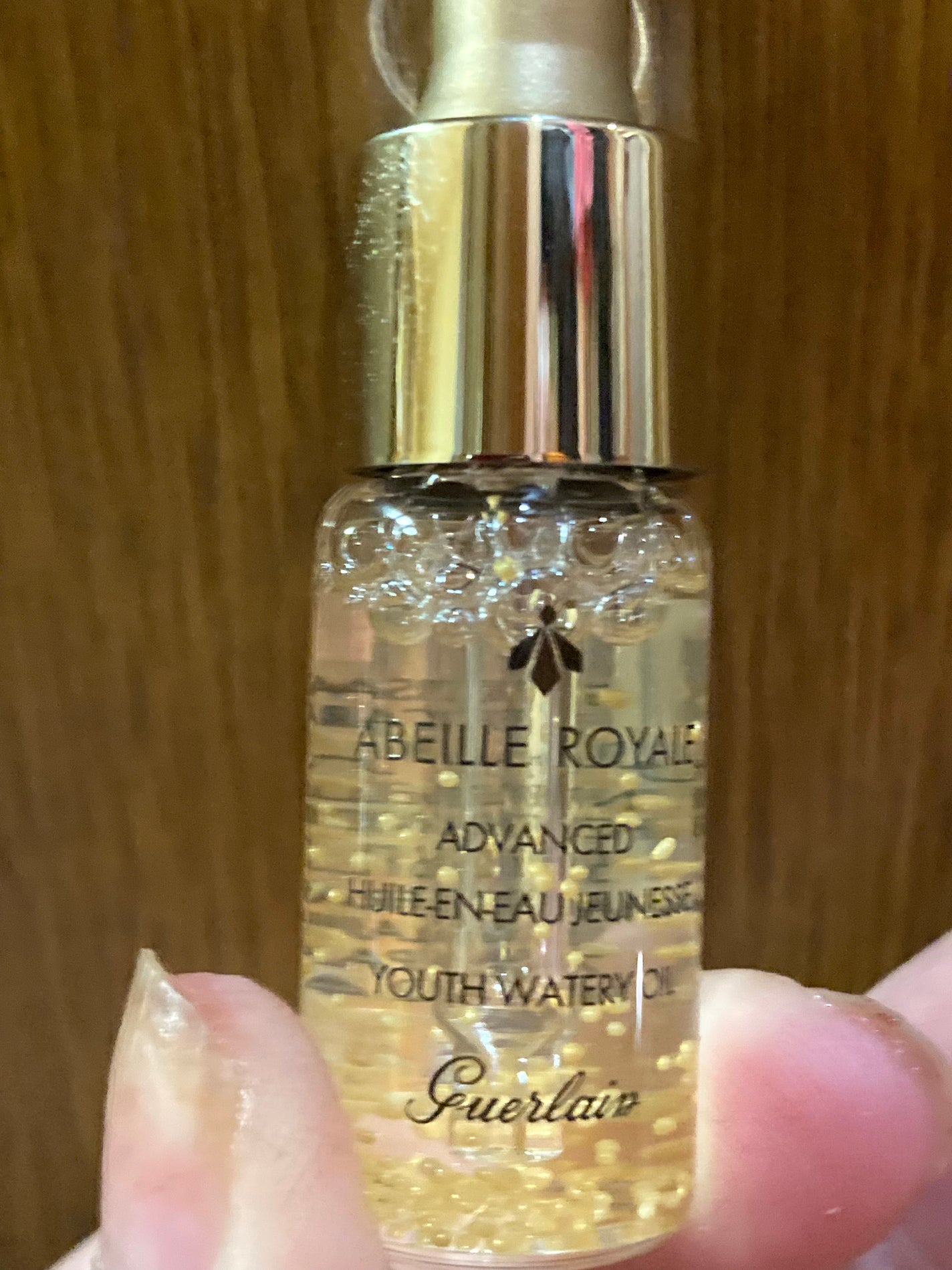 アベイユ ロイヤル ウォータリー オイル セロム/GUERLAIN/美容液を使ったクチコミ(4枚目)