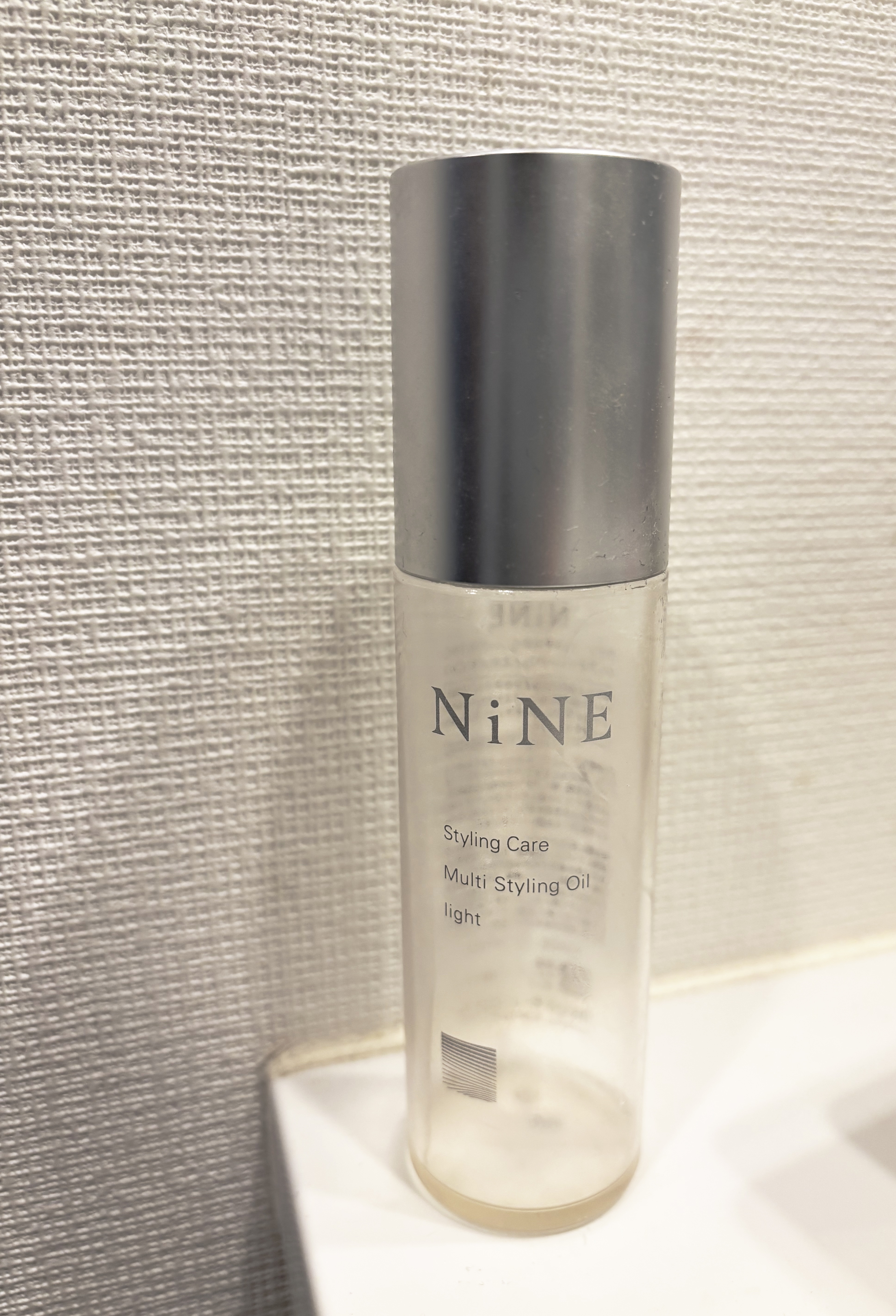 マルチスタイリングオイルライト 100ml/NiNE/ヘアオイルを使ったクチコミ（1枚目）