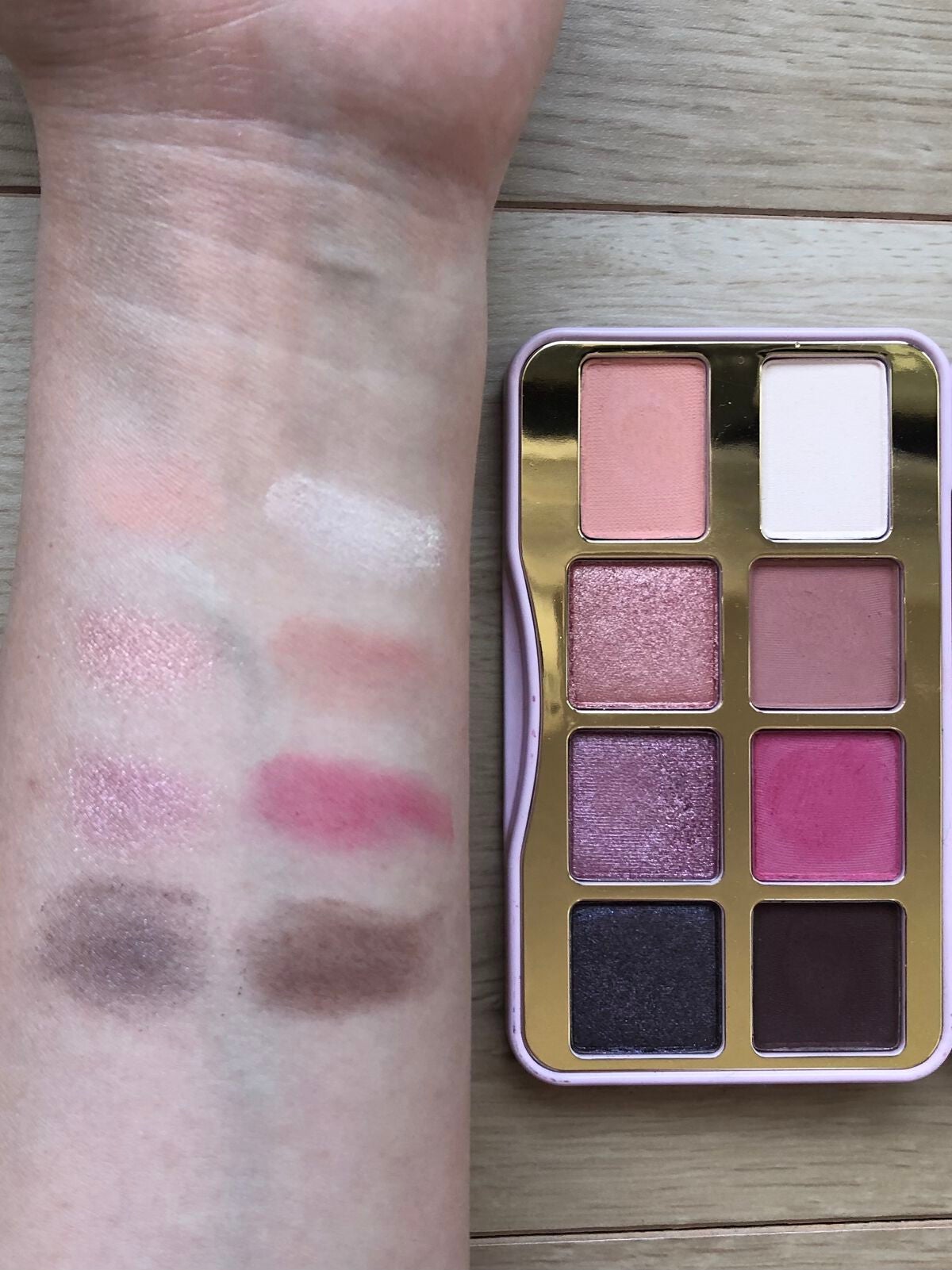 ビー マイ ラヴァ― ミニ アイシャドウ パレット/Too Faced/アイシャドウパレットを使ったクチコミ(1枚目)