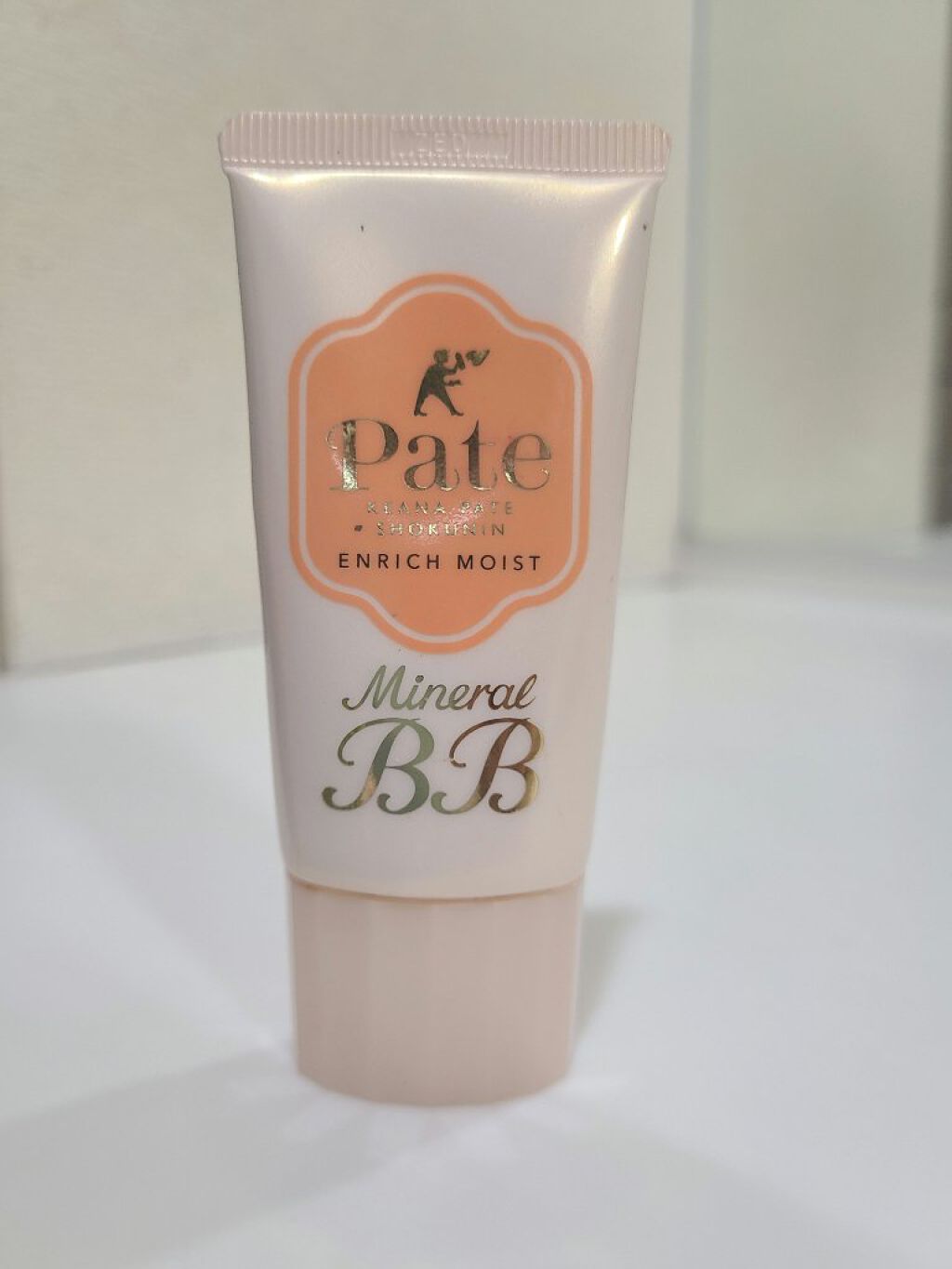 ミネラルBBクリーム EM（エンリッチモイスト）/毛穴パテ職人/BBクリームを使ったクチコミ（1枚目）