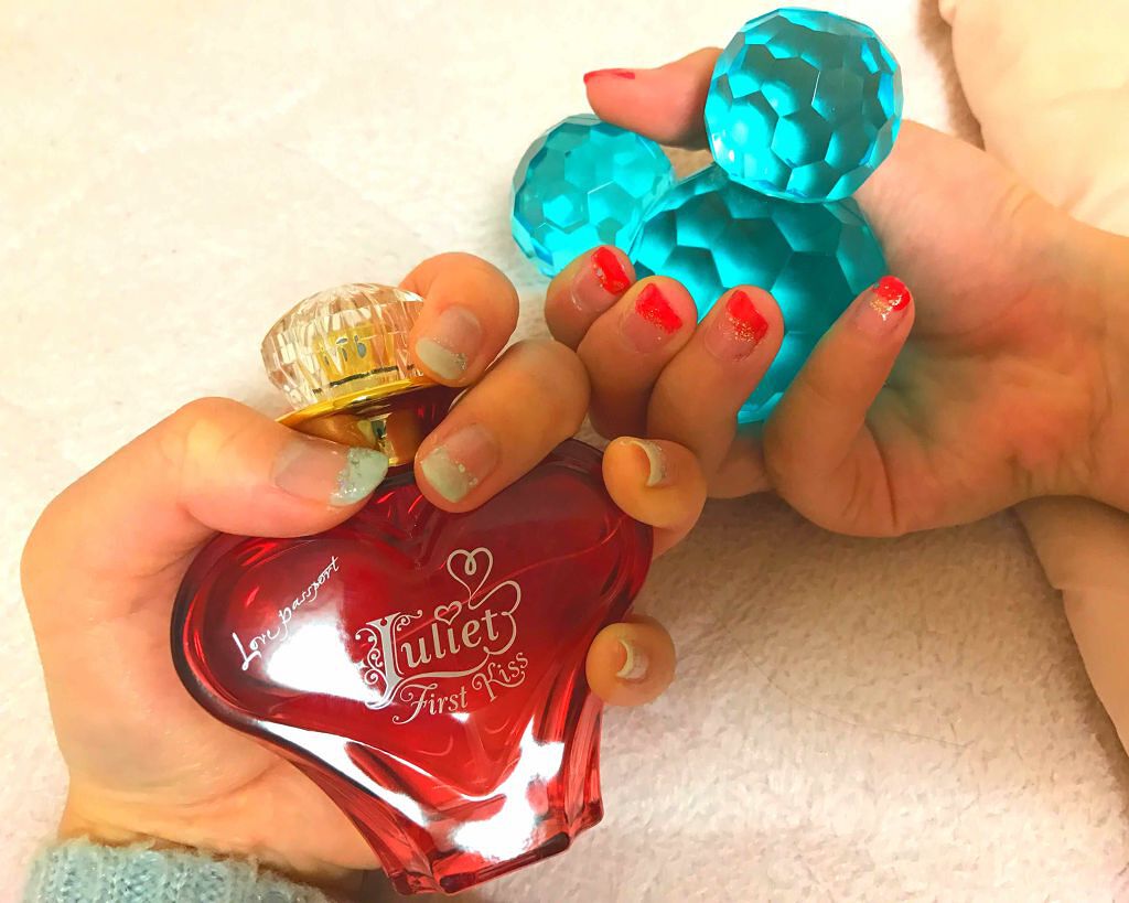 カラフルネイルズ ベースコート/キャンメイク/ネイルトップコートを使ったクチコミ（1枚目）