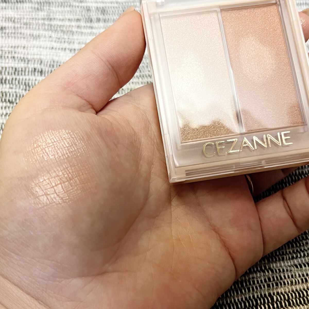 ベージュトーンアイシャドウ/CEZANNE/アイシャドウパレットを使ったクチコミ（2枚目）