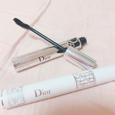 この2つでめっちゃセパレートしてカールキープ力ある可愛いまつ毛が完成します💕💕﻿
①Dior ディオールショウマキシマイザー﻿
②Dior ディオールショウアイコニック オーバーカール﻿
 090ブラッ