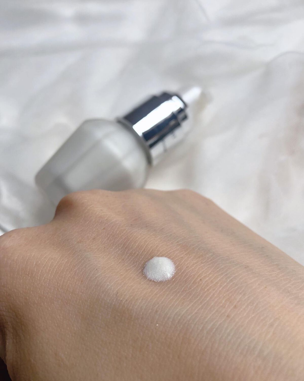 ジルスチュアート　イルミネイティング セラムプライマー/JILL STUART/化粧下地を使ったクチコミ（3枚目）