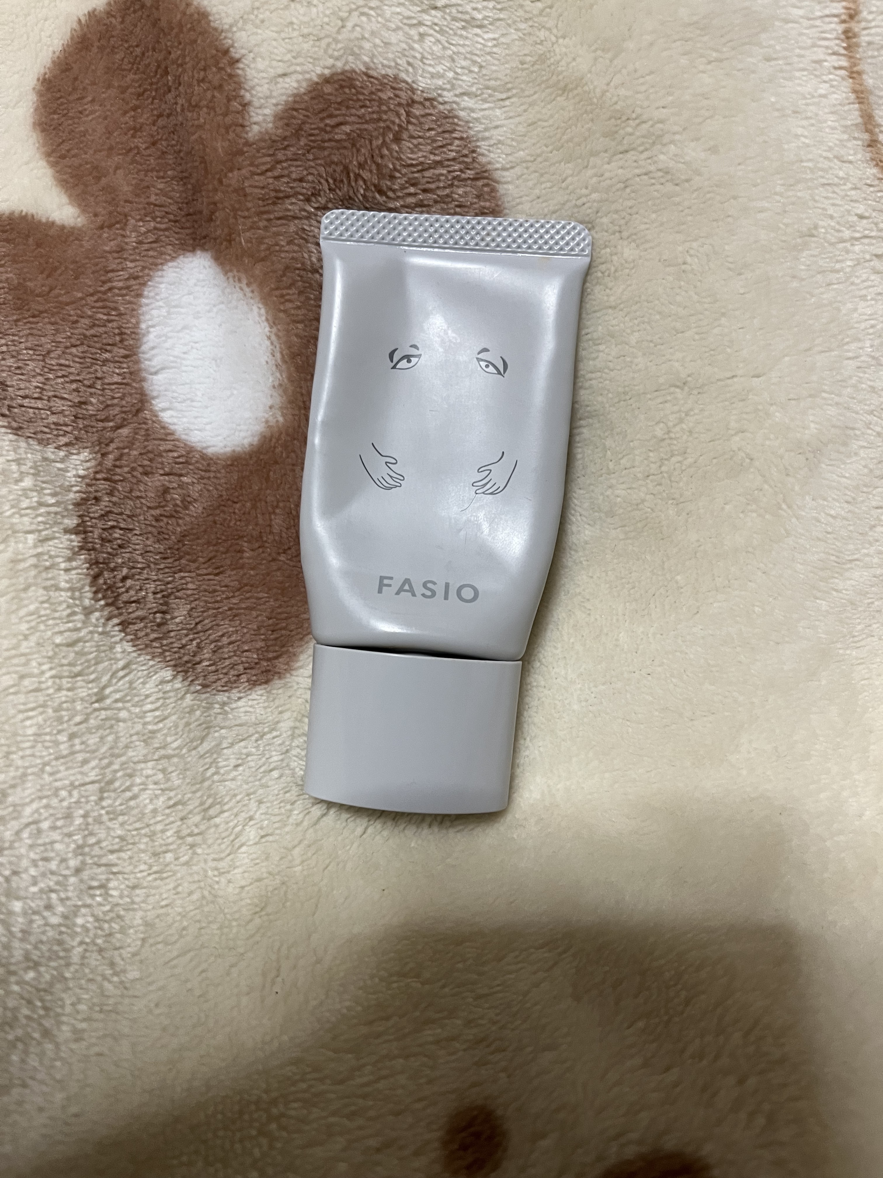 エアリーステイ BB ティント UV 02 ライトベージュ(ゲゲゲの⻤太郎限定デザイン)/FASIO/BBクリームを使ったクチコミ（1枚目）