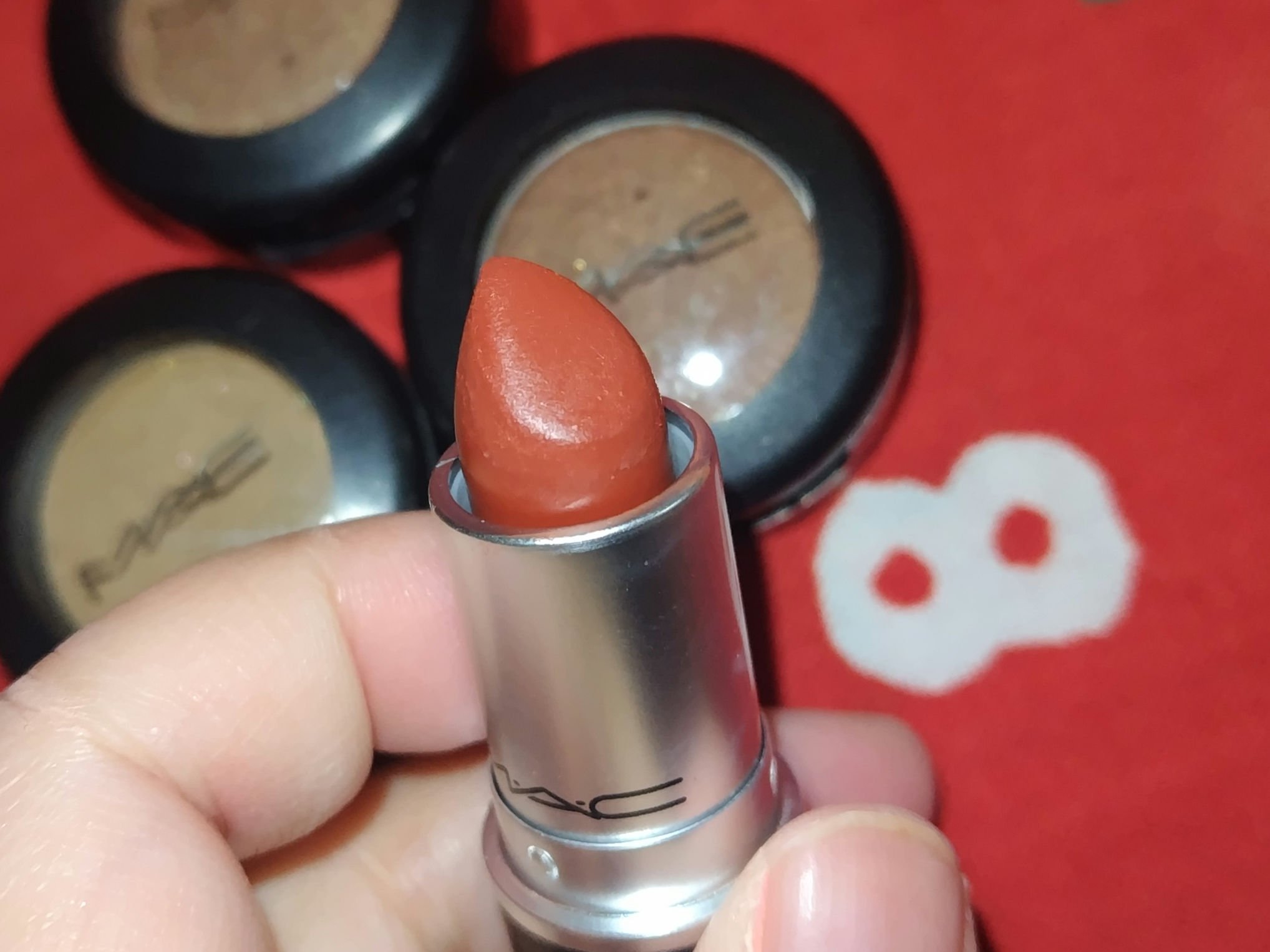 スモール アイシャドウ ウッドウィンクト/M・A・C/単色アイシャドウを使ったクチコミ（2枚目）