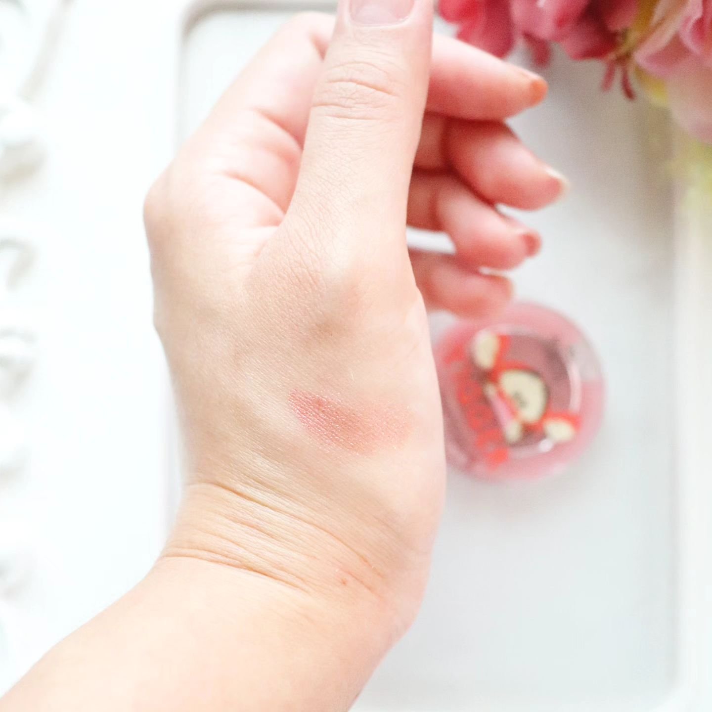 ルックアット マイアイジュエル RD308/ETUDE/単色アイシャドウを使ったクチコミ（3枚目）