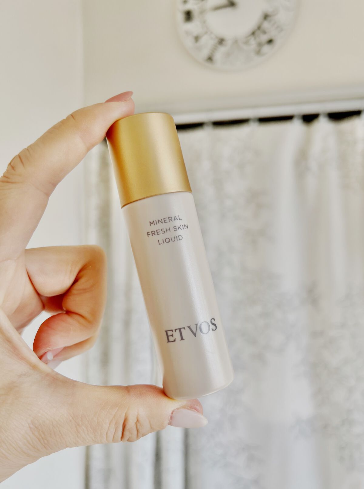 ミネラルフレッシュスキンリキッド/エトヴォス/リキッドファンデーションを使ったクチコミ(1枚目)