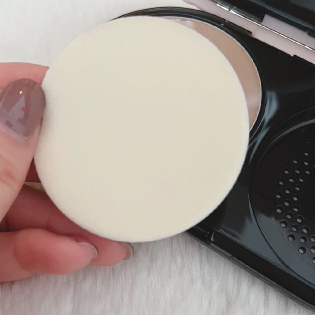 ライトフル C3 ナチュラル シルク パウダーファンデーション/M・A・C/パウダーファンデーションを使ったクチコミ(3枚目)