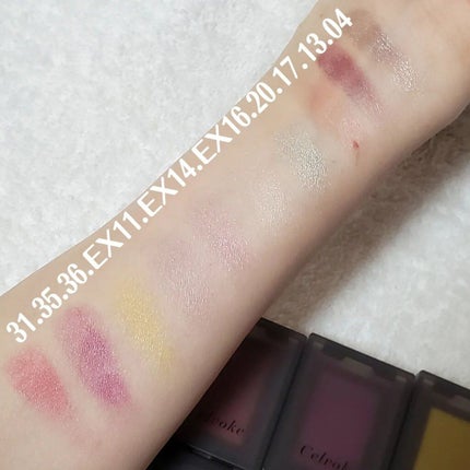 セルヴォーク ヴォランタリー アイズ/Celvoke/単色アイシャドウを使ったクチコミ(3枚目)