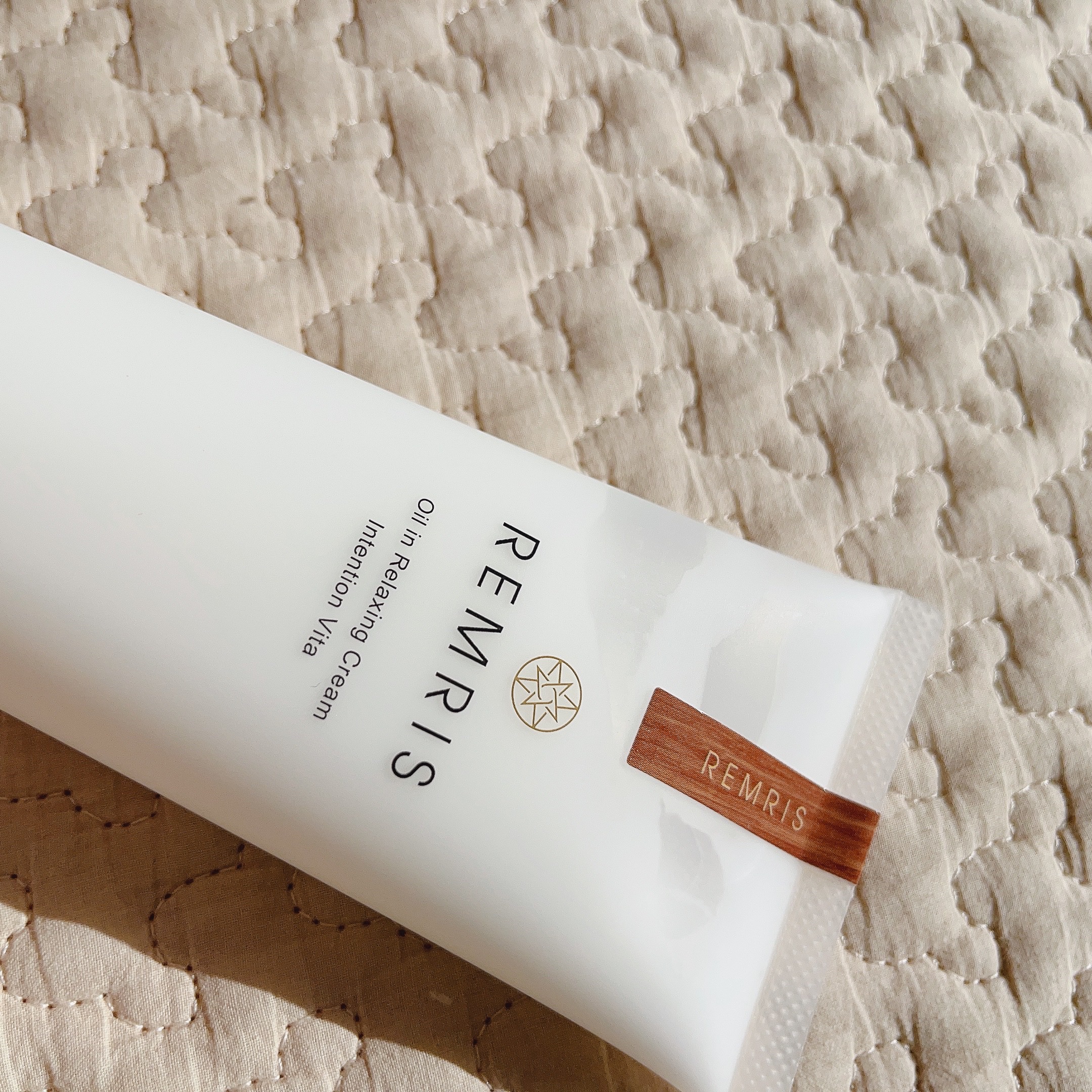 オイルinリラクシングクリーム/REMRIS/ボディクリームを使ったクチコミ（3枚目）