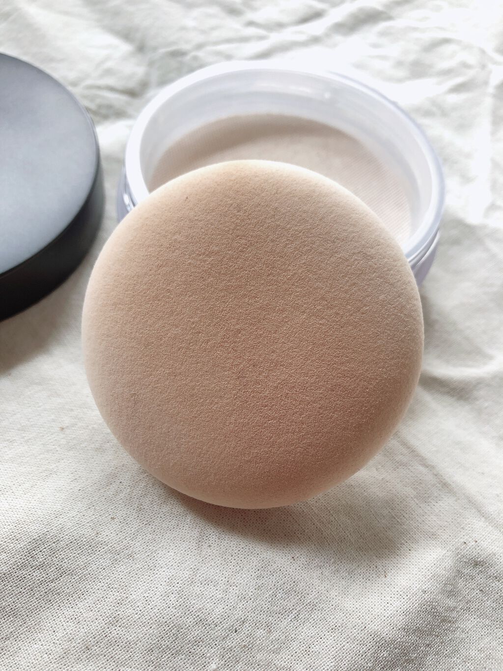 アドバンスドエシリアルスムースオペレーター ルースパウダー/THREE/ルースパウダーを使ったクチコミ(3枚目)