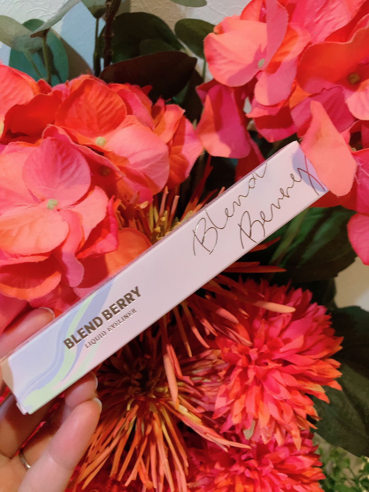 プレイフル リキッドアイライナー M 052 チェリーソーダ/BLEND BERRY/リキッドアイライナーを使ったクチコミ（1枚目）