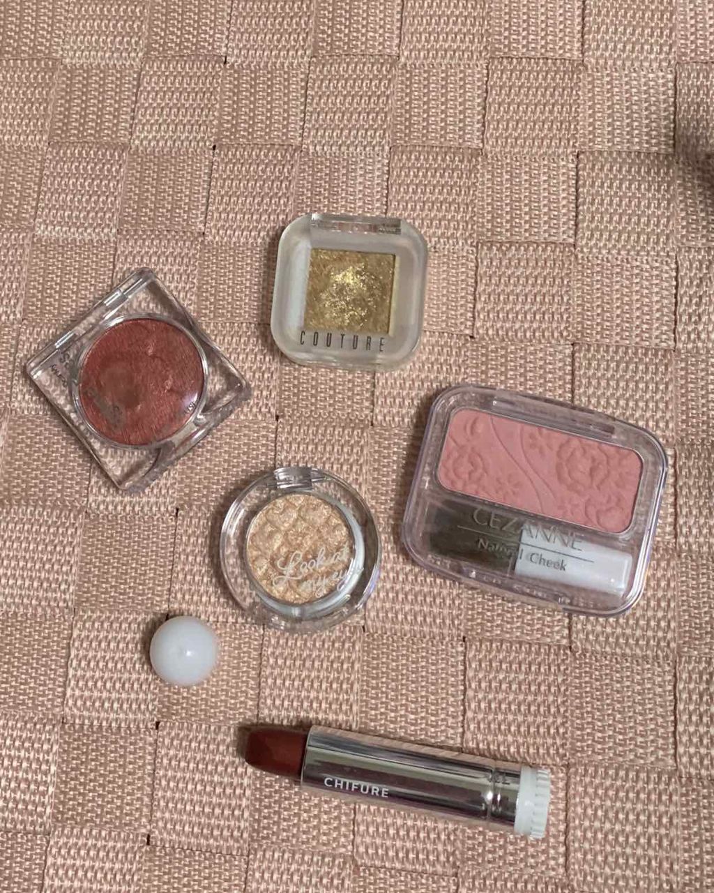 クチュールシャドウ/A’pieu/単色アイシャドウを使ったクチコミ（1枚目）