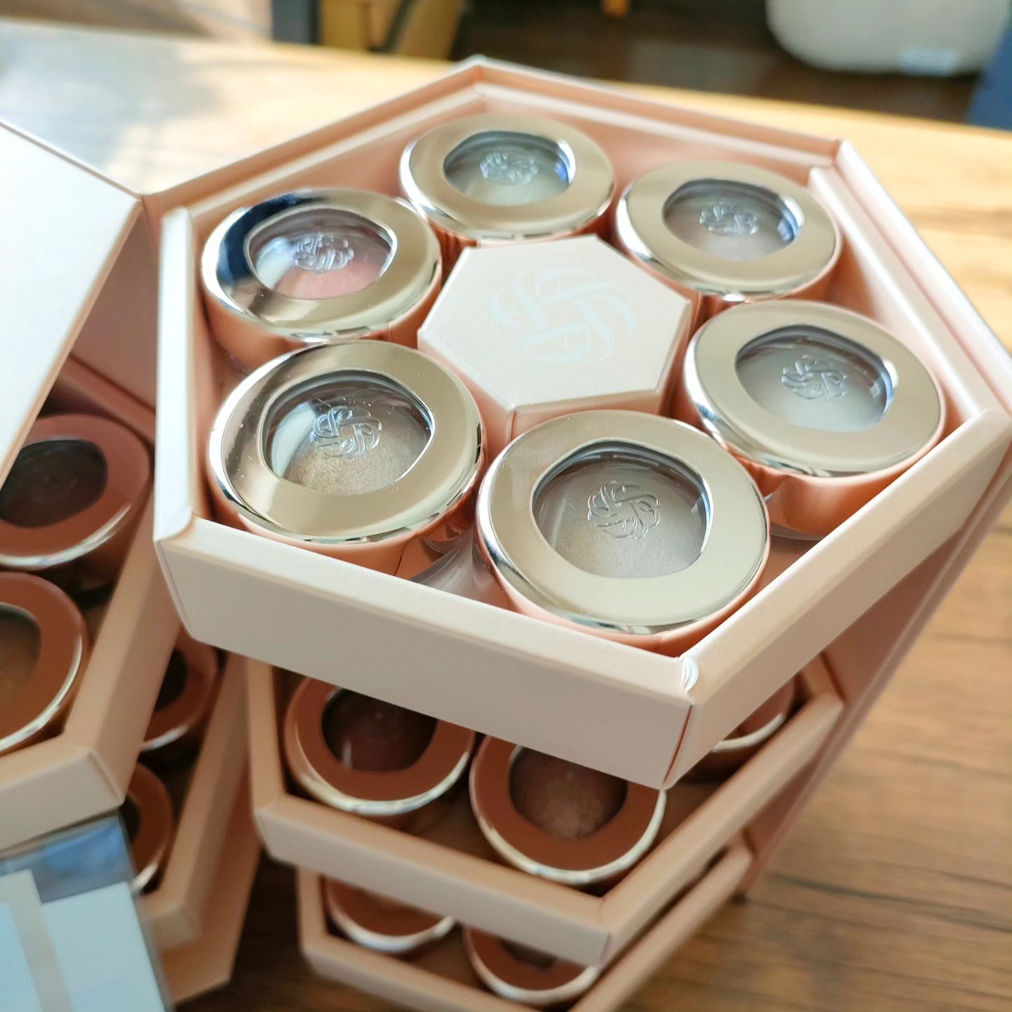 アイグロウ ジェム/DECORTÉ/ジェル・クリームアイシャドウを使ったクチコミ（2枚目）