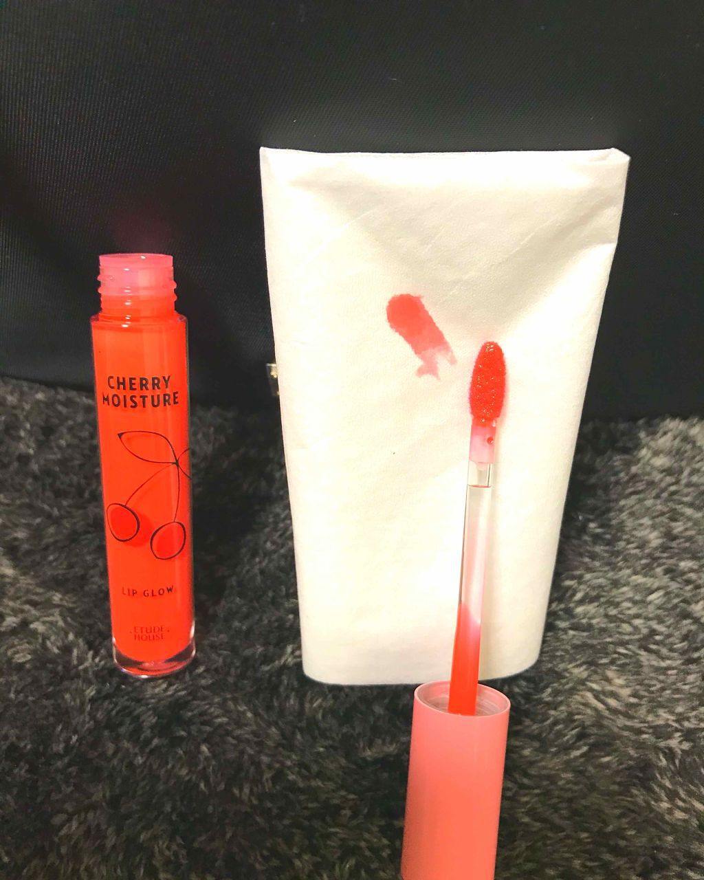 愛裕 on LIPS 「メルカリにて購入しました。ほんのり甘い香り(さくらんぼ)がしま..」(2枚目)