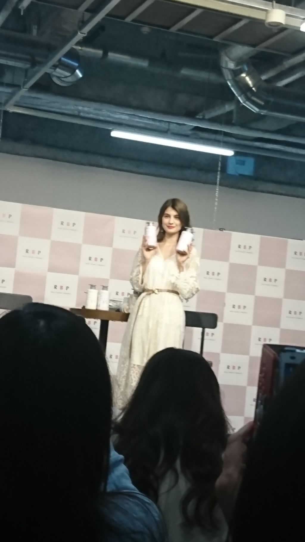 MERCURYDUO フレグランスボディミスト/R&/香水(レディース)を使ったクチコミ（1枚目）