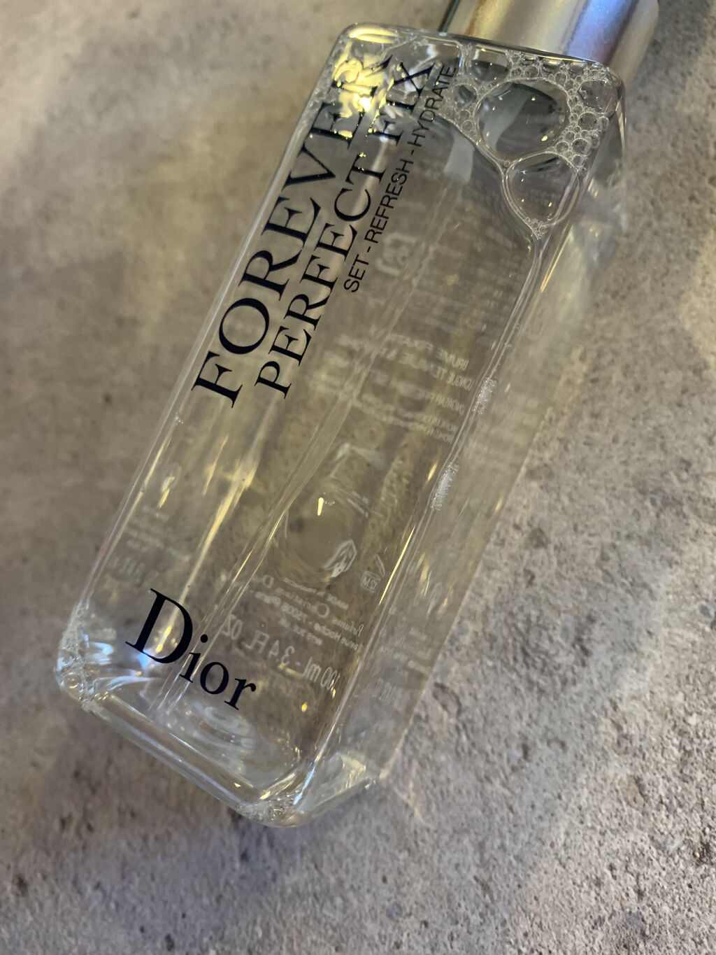 ディオールスキン フォーエヴァー メイクアップ フィックス ミスト/Dior/化粧下地を使ったクチコミ（3枚目）