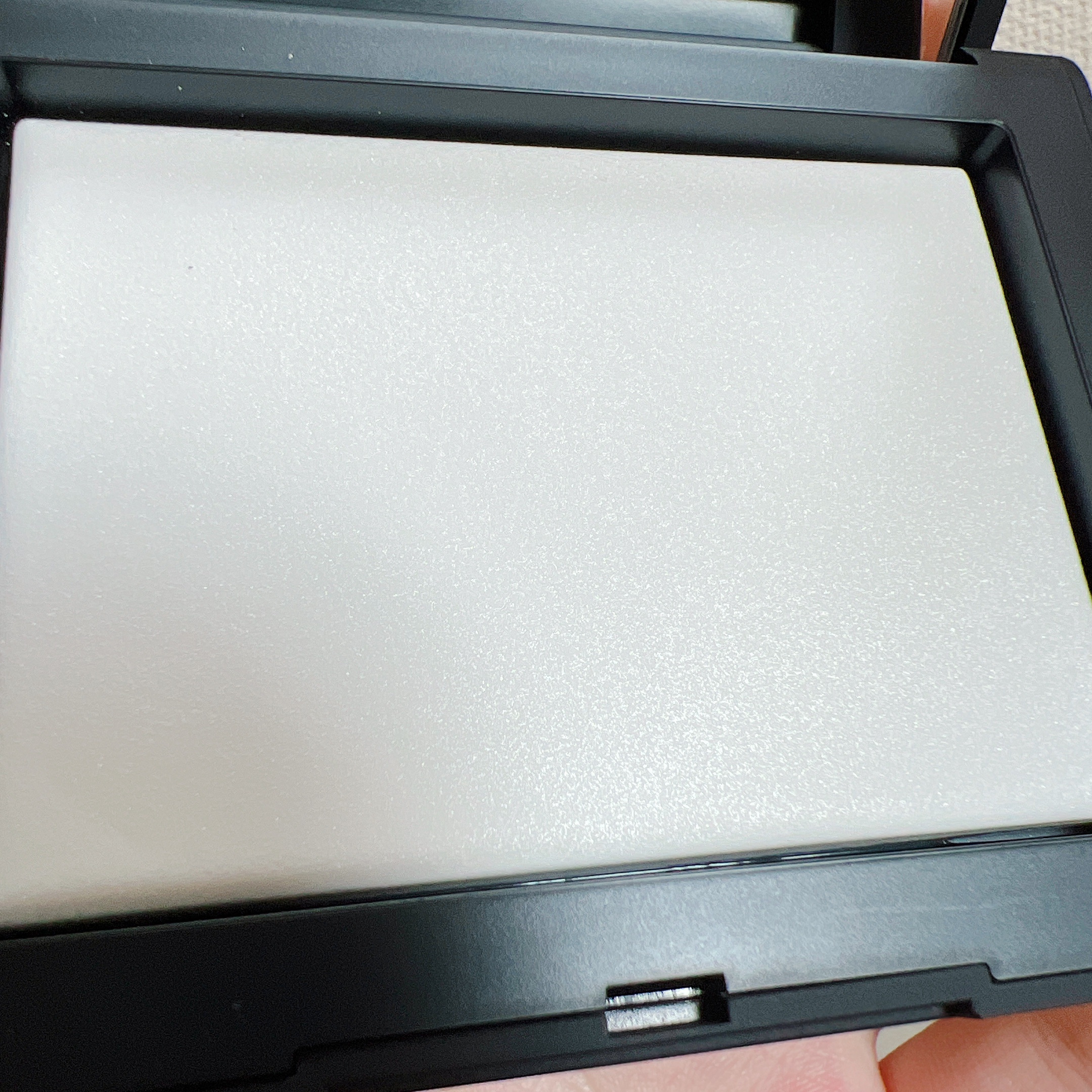 ライトリフレクティングセッティングパウダー　プレスト　N/NARS/プレストパウダーを使ったクチコミ（3枚目）