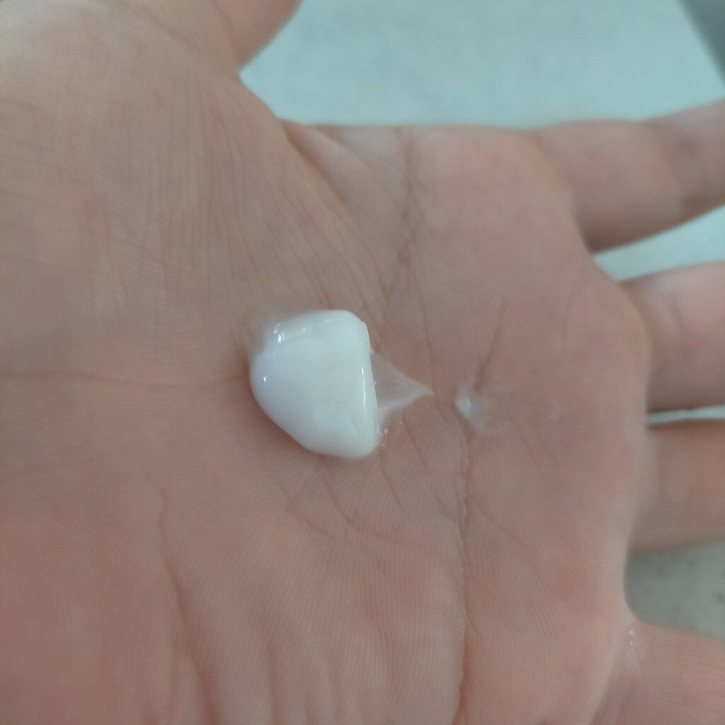 薬用ホワイトニング ハンドクリーム モイストジェル/コエンリッチQ10/ハンドクリームを使ったクチコミ（3枚目）