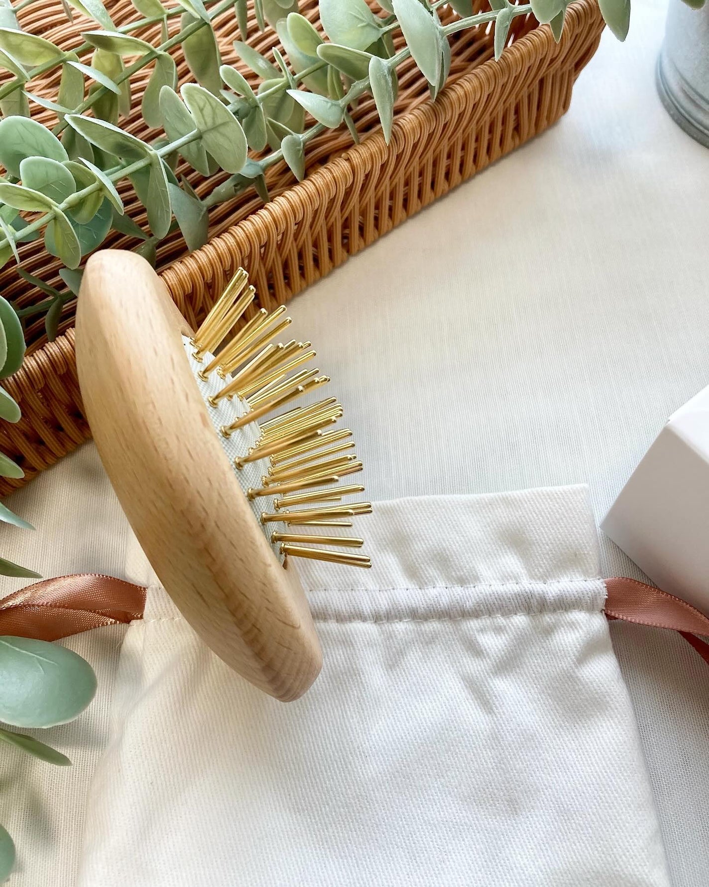 プレミアム FOX カッサ ウッド ミニハート ヘアブラシ/SNOW FOX SKINCARE/ヘアブラシを使ったクチコミ(3枚目)