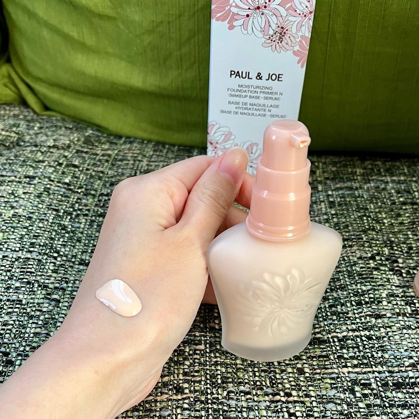 モイスチュアライジング プライマー/PAUL & JOE BEAUTE/化粧下地を使ったクチコミ(2枚目)