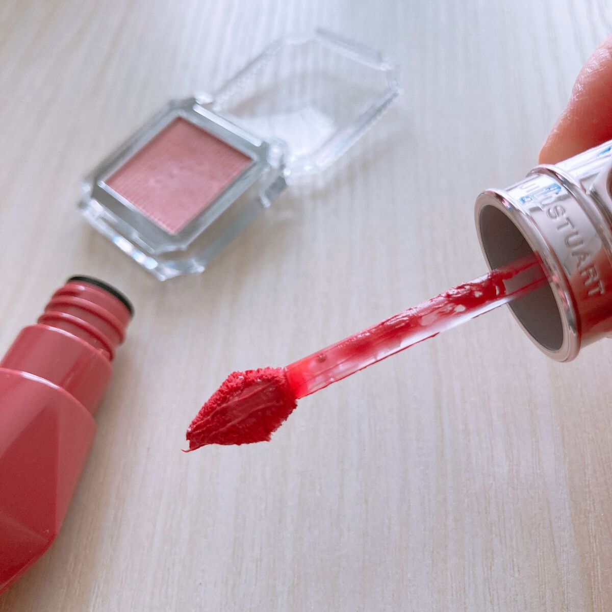 アイコニックルック アイシャドウ/JILL STUART/単色アイシャドウを使ったクチコミ(3枚目)