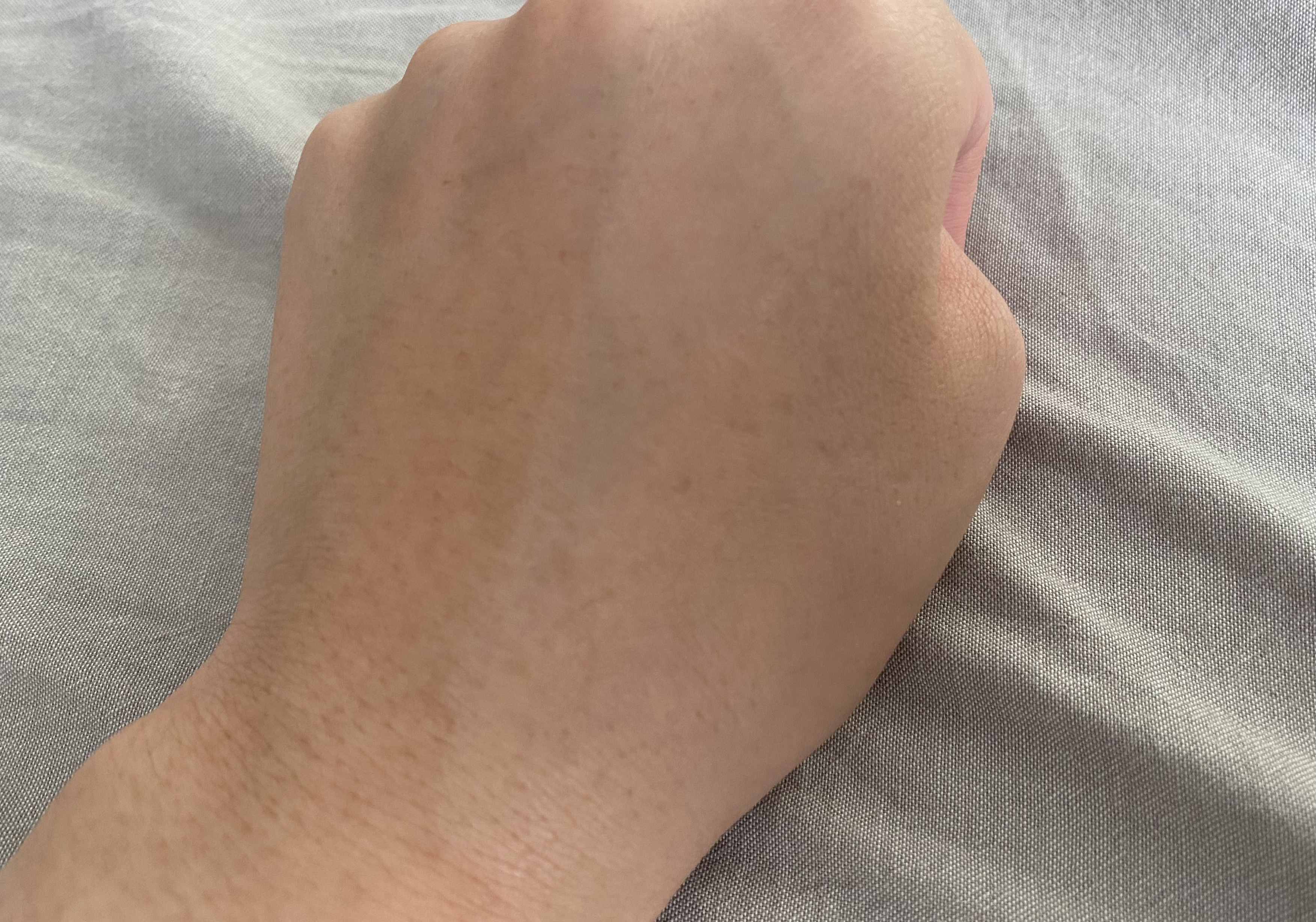 シースルー ヴェール コンパクト/PAUL & JOE BEAUTE/ファンデーションを使ったクチコミ（3枚目）