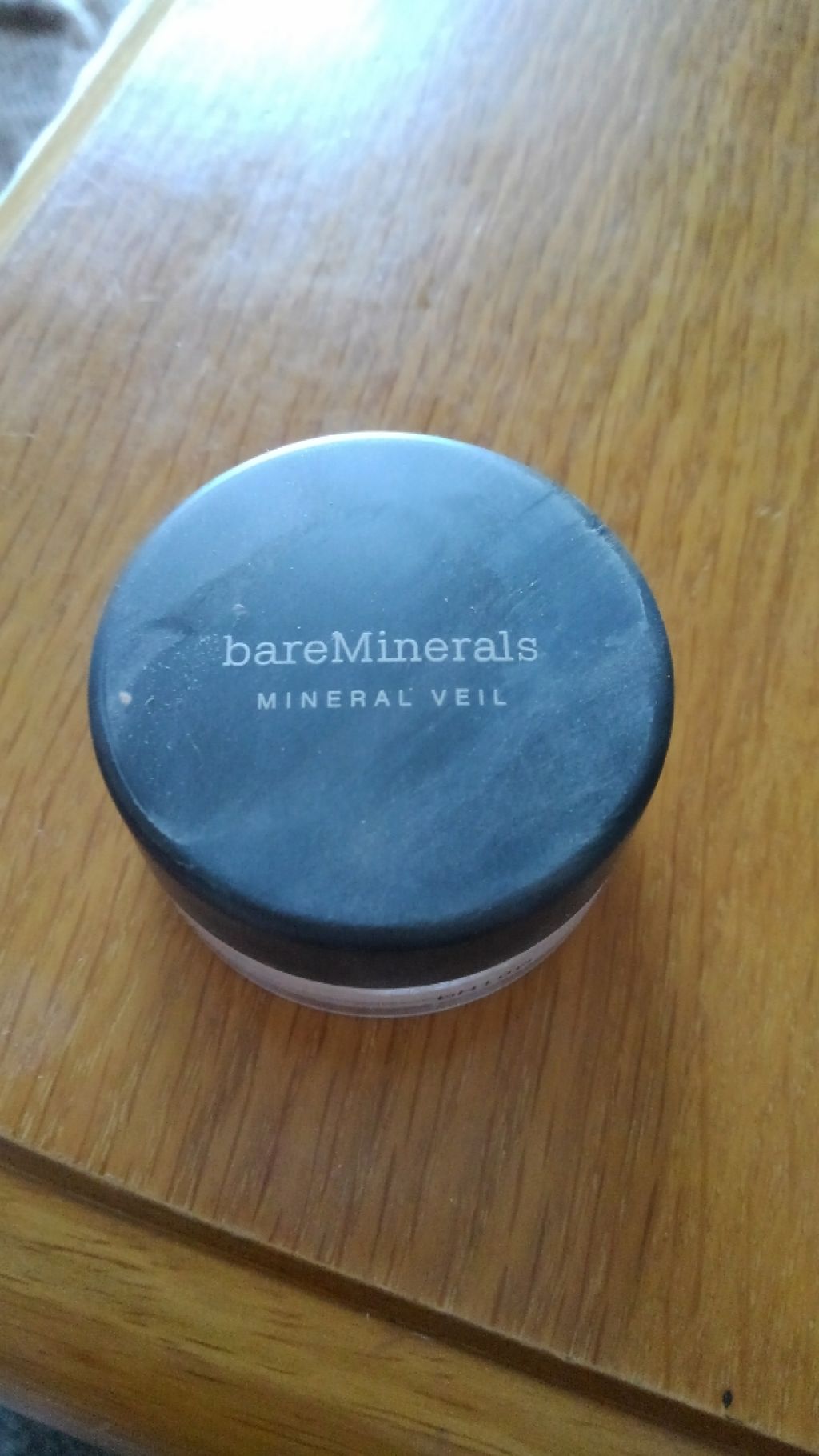 bareMinerals ミネラルベールのクチコミ「おばんです。


今日はずーーっと何年もリピしてる商品の紹介です！

ベアミネラルのミネラルベ.....」（2枚目）