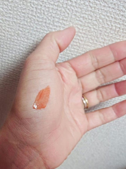 ウォーターグローイングティント/wakemake/リップティントを使ったクチコミ(2枚目)