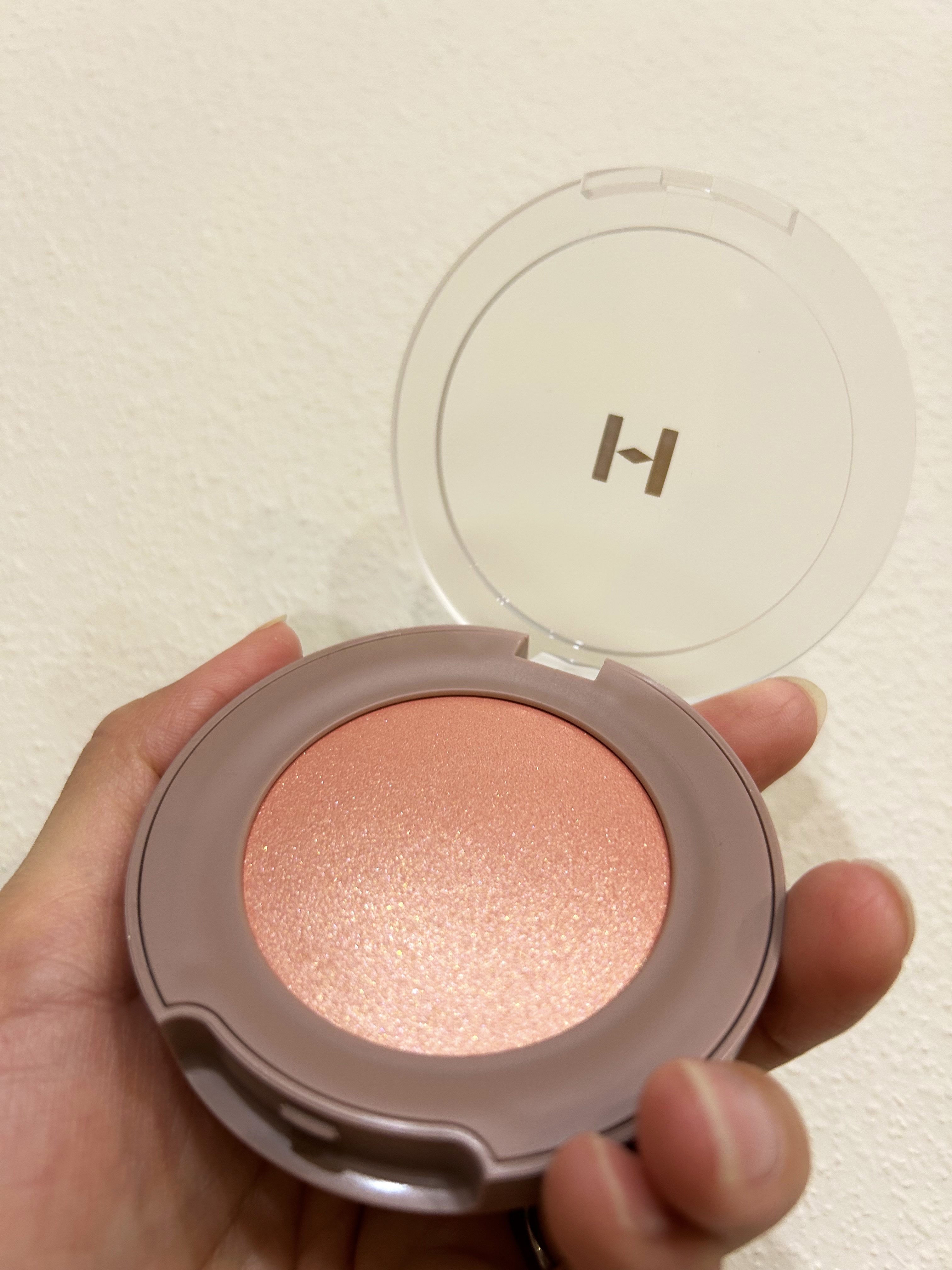 トゥルーディメンショングロウチーク/hince/パウダーチークを使ったクチコミ（2枚目）