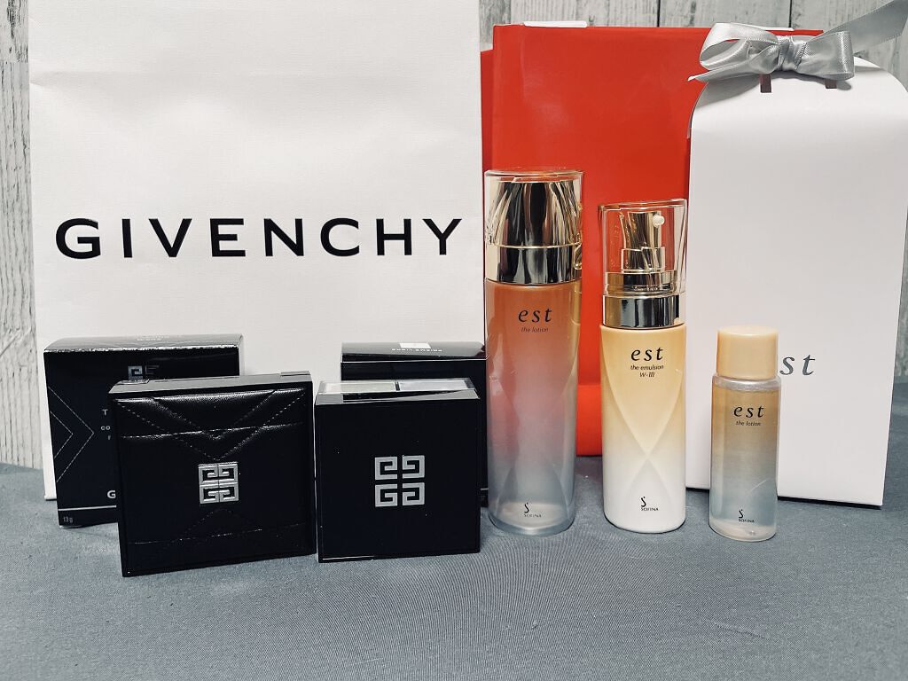 タン・クチュール・クッション No.W205（クチュール コレクション 2022）/GIVENCHY/クッションファンデーションを使ったクチコミ（1枚目）