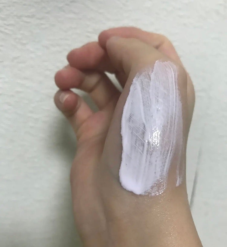 ブライトニングUV ジェル N/アネッサ/化粧下地を使ったクチコミ(2枚目)