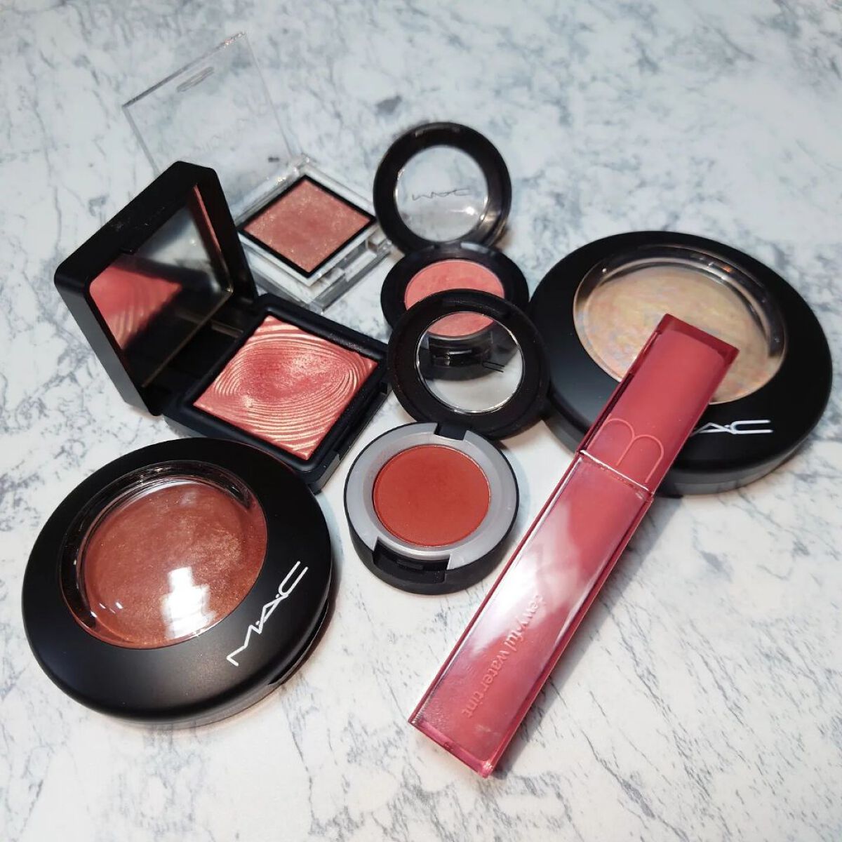 スモール アイシャドウ パラディスコ/M・A・C/単色アイシャドウを使ったクチコミ（3枚目）