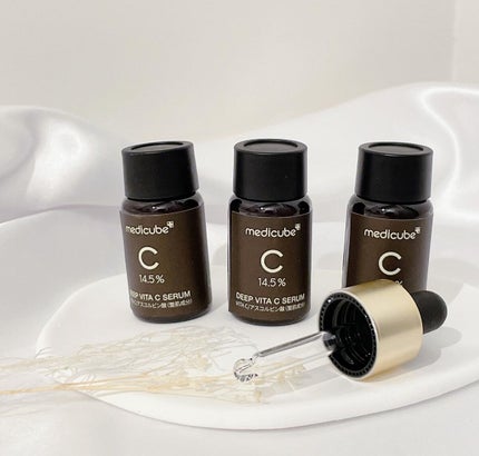 ディープビタCアンプル2.0/MEDICUBE/美容液を使ったクチコミ(3枚目)