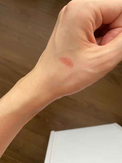 38°C / 99°F リップトリートメント (リップ美容液)/UZU BY FLOWFUSHI/リップケアを使ったクチコミ(2枚目)