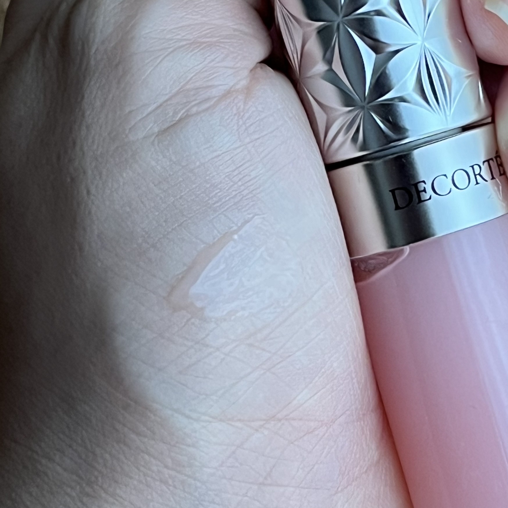 プランピング リップセラム/DECORTÉ/リップ美容液を使ったクチコミ（2枚目）